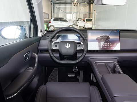 2025 Leapmotor C10 Image 12